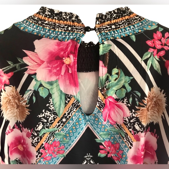 LADMOUS POLY SPANDEX BLEND FLORAL LONG SLEEVE BLOUSE - Picture 5 of 7